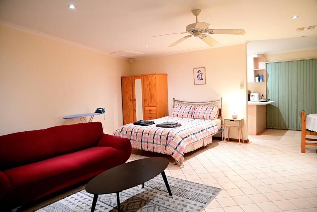 Spacious Studio In Alicesprings Queenbed+Ksairbed Alice Springs Exterior foto